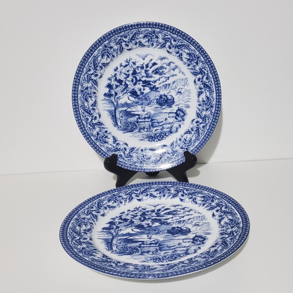 Vintage Royal Heritage Fine Porcelain Dessert Plate, set of two